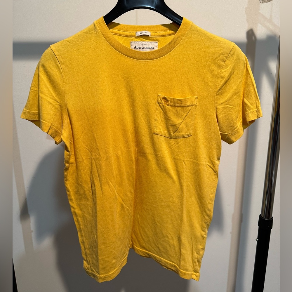 Abercrombie & Fitch Bright Yellow Short Sleeve Pocket Tee